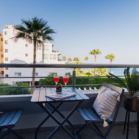 Sanders Ermitage On The Beach - Delightful 1-Bedroom Apartment With Sea View Limasol Buitenkant foto